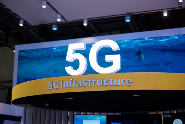 5G : L’ultra-haut débit bientôt dans la poche ?